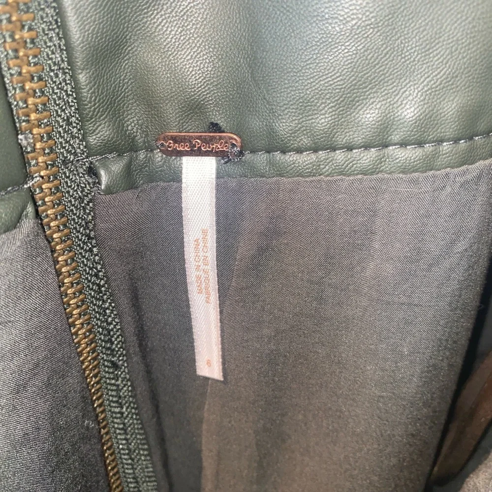 Free People Women’s Dark Green Leather Mini Skirt - size 6